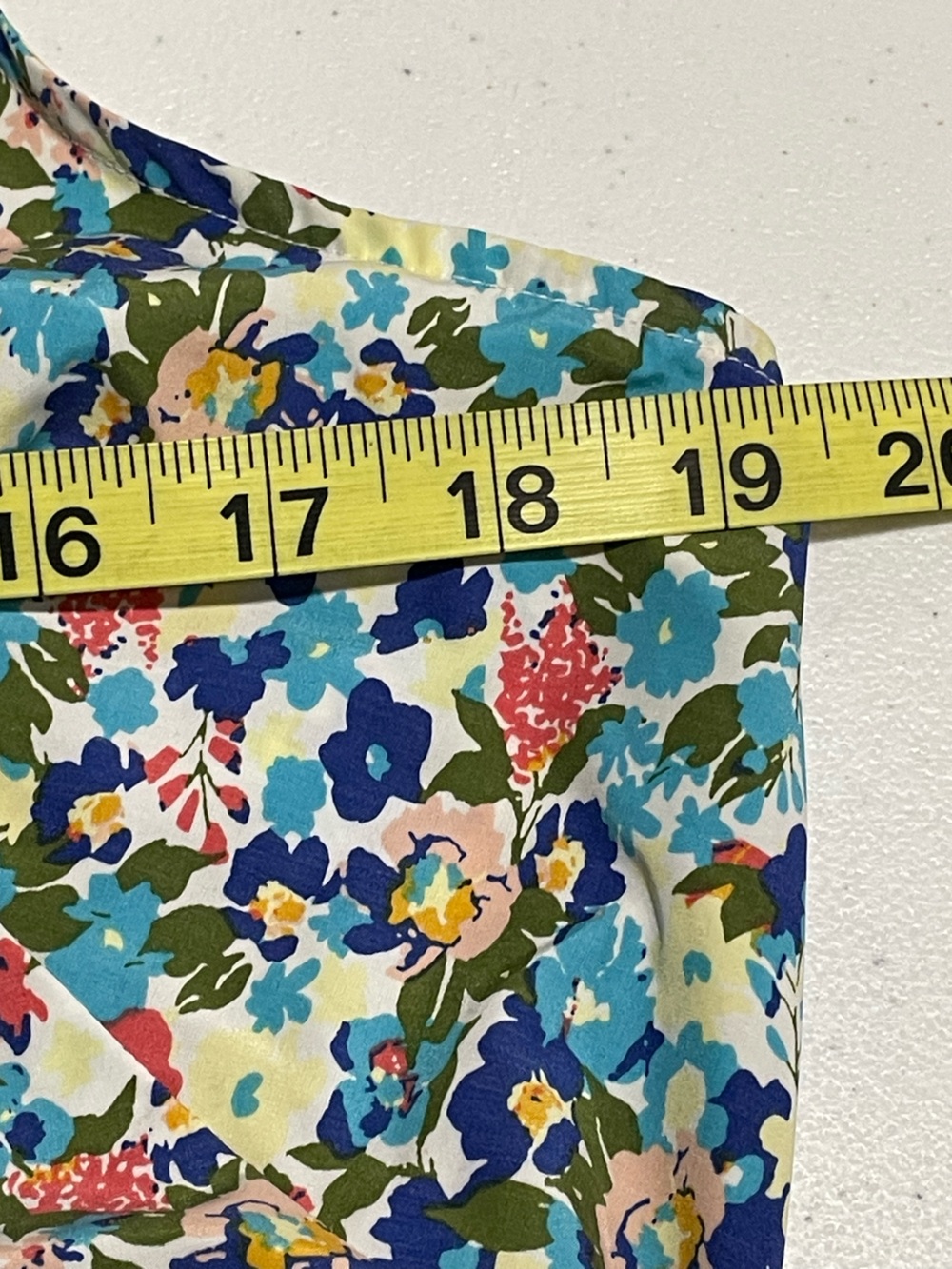 Gorge! Maeve by Anthropologie Tie Front Sleeveless Top Sz Medium Floral Blue - Picture 11 of 11